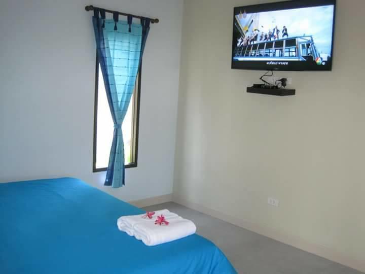 The House At Pranburi Hotel Exterior photo